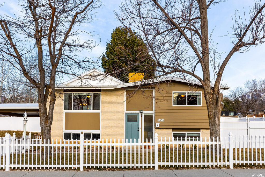 8455 S 1520 E, Sandy, UT 84093