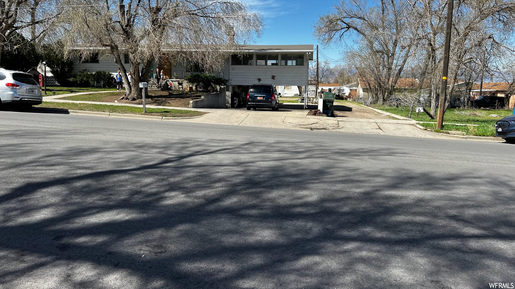 367 N Broadway E, Tooele, UT 84074