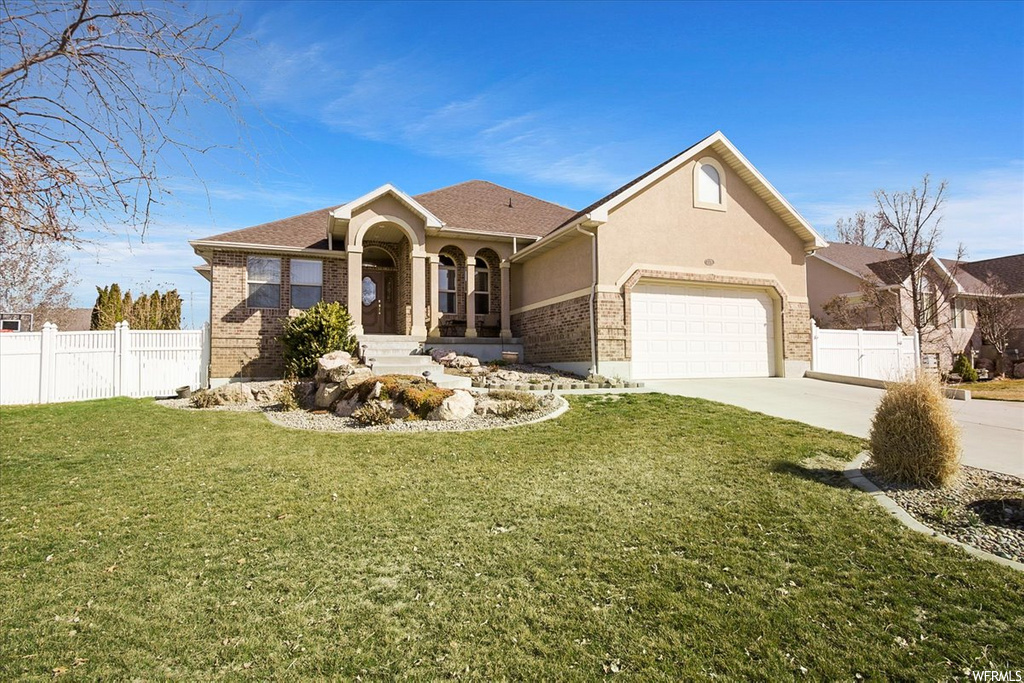 1376 W 2275 S, Syracuse, UT 84075