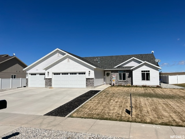 231 E 1100 N, Centerville, UT 84014