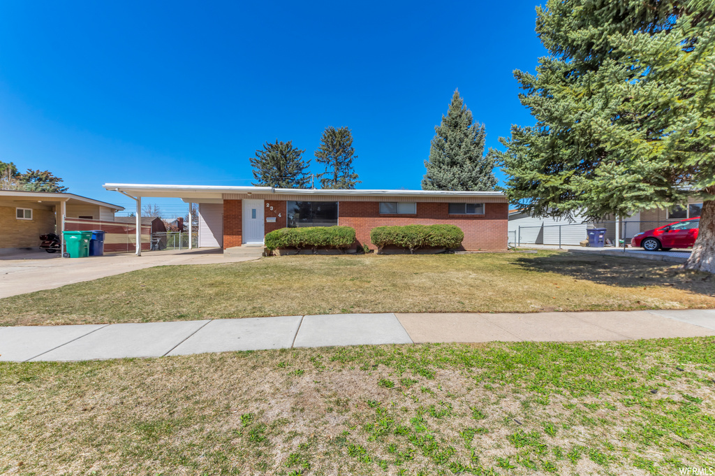 2344 W 4975 S, Roy, UT 84067
