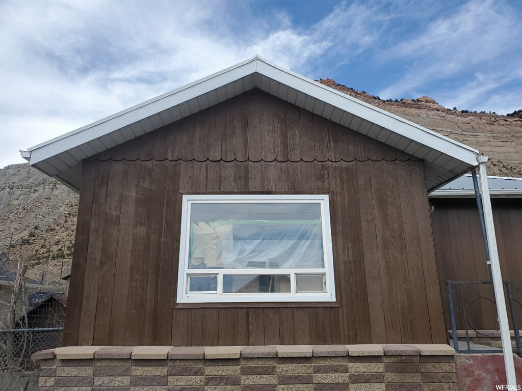33 D St, Helper, UT 84526