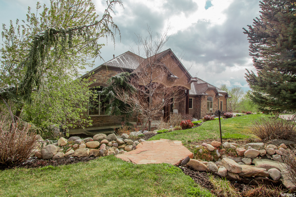 1522 E Belle Ct, Fruit Heights, UT 84037