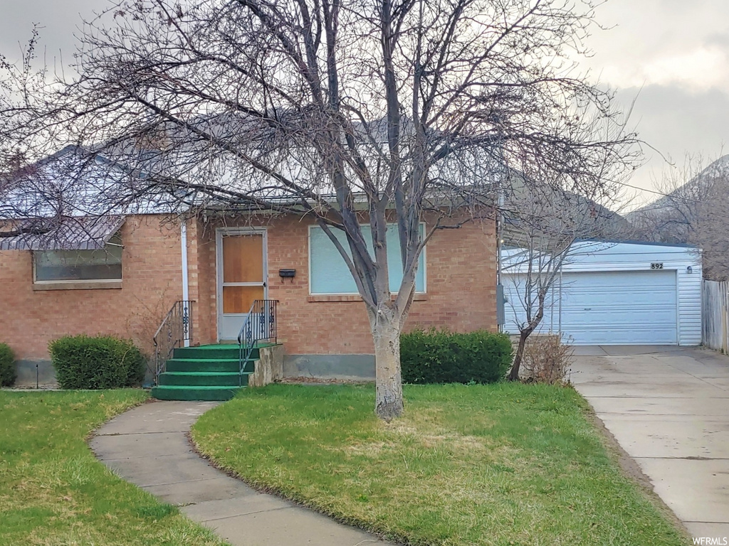 892 Hillcrest Ave, Logan, UT 84321