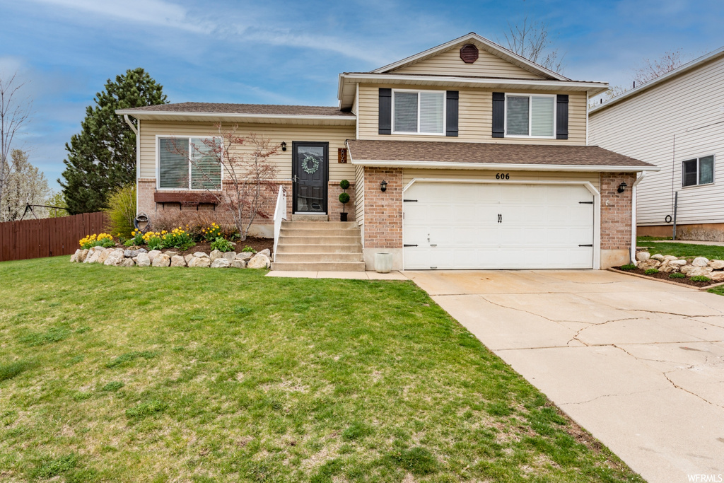 606 S 925 E, Layton, UT 84041