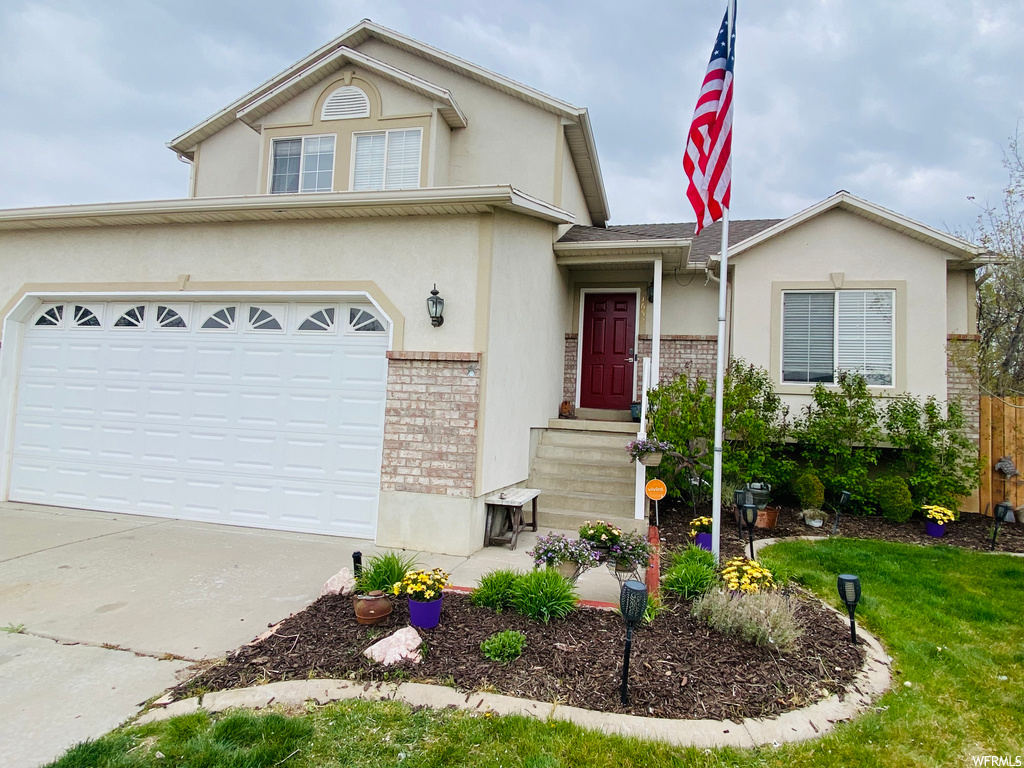 1652 N 2275 W, Clinton, UT 84015