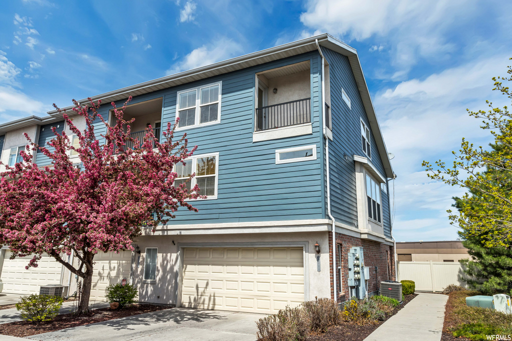 39 E Resaca Dr S, Sandy, UT 84070