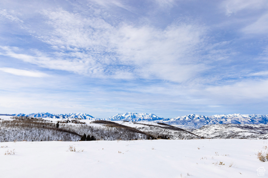 View of mountain feature