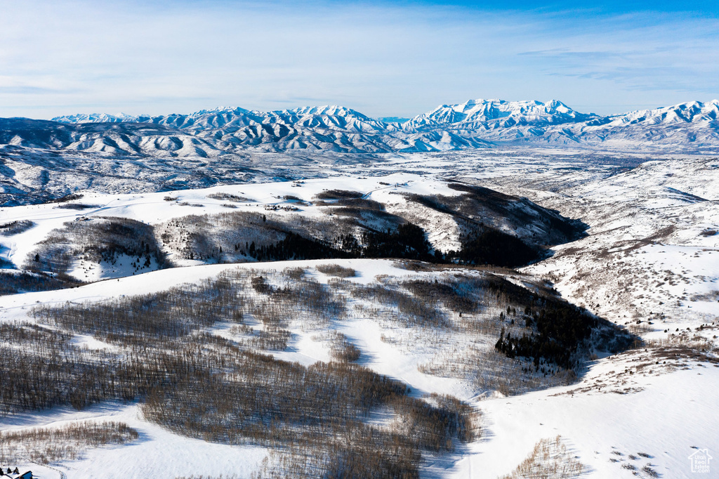 View of mountain feature