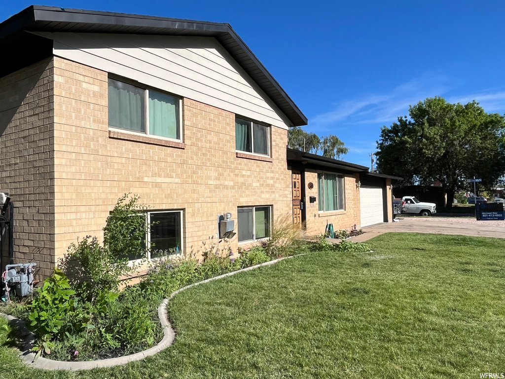 5680 S 2600 W, Roy, UT 84067