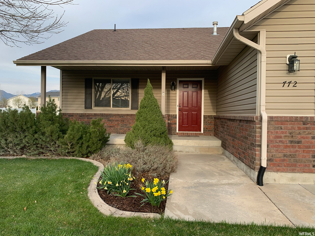 772 Legend Dr, Logan, UT 84321