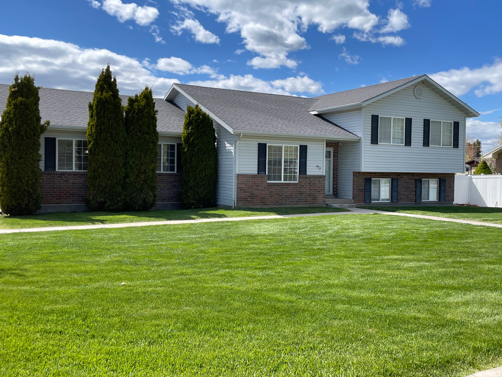 422 S 800 E, Hyrum, UT 84319
