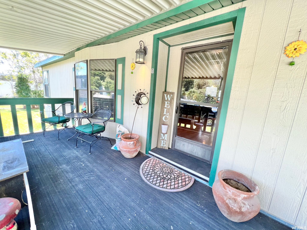 1 W Tiny Wood Dr, Sandy, UT 84070