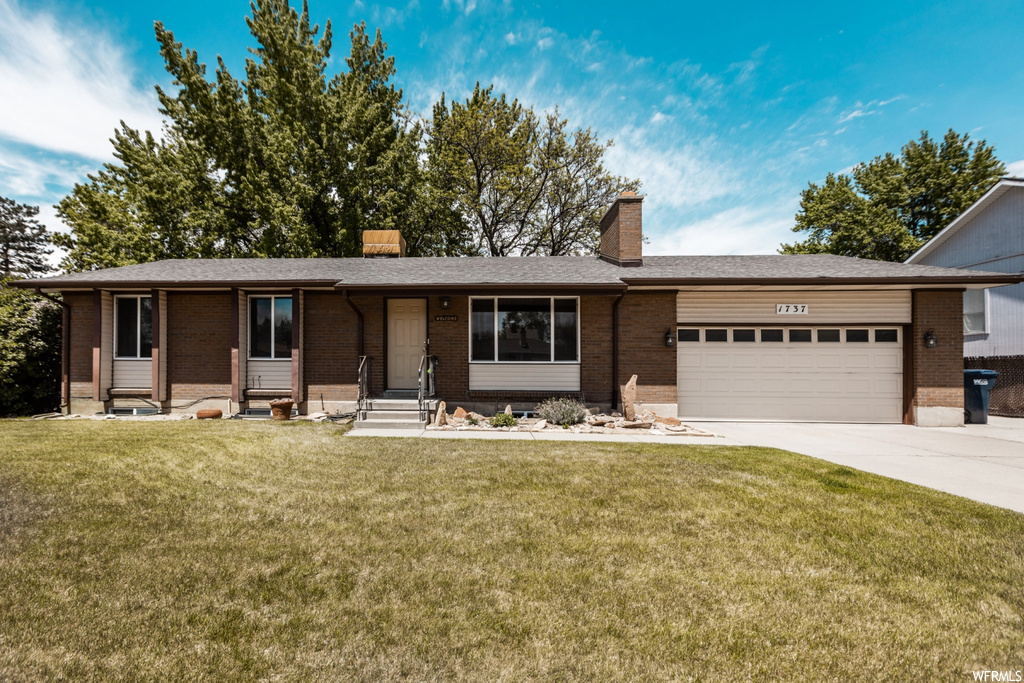 1737 E Tramway Dr, Sandy, UT 84092