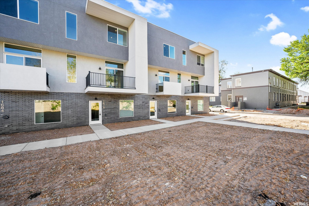 1672 S 225 W, Clearfield, UT 84015