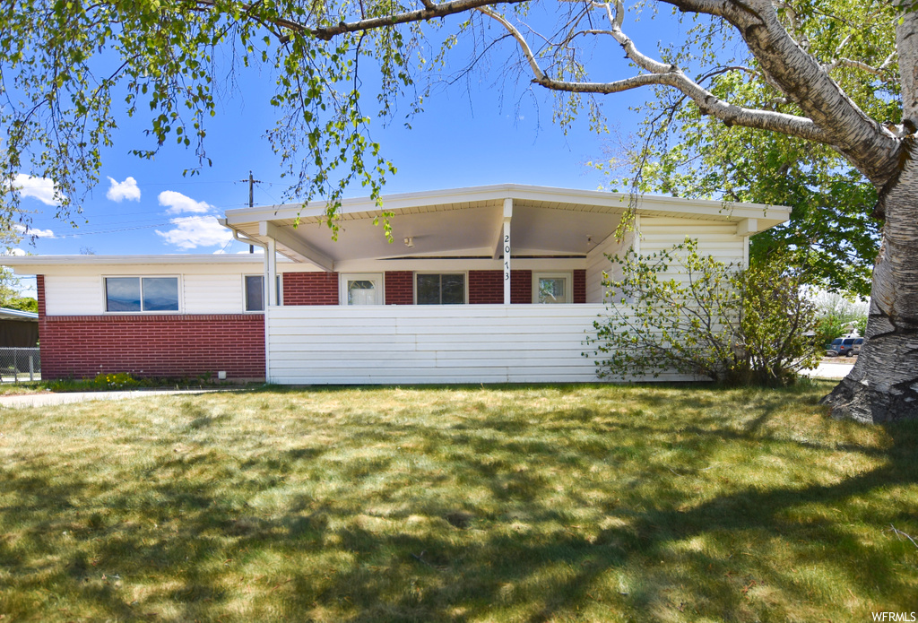 2073 W 4200 S, Roy, UT 84067