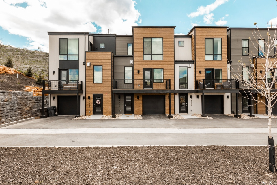 4361 W DISCOVERY WAY #215, Park City UT 84098