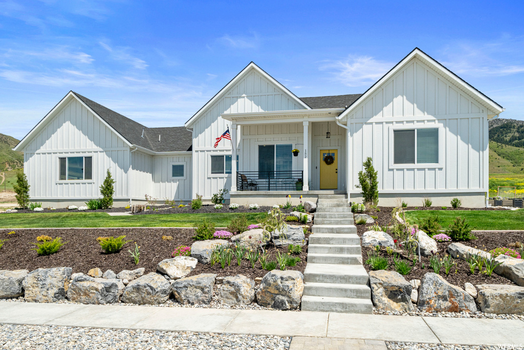 152 N 1100 E, Hyde Park, UT 84318