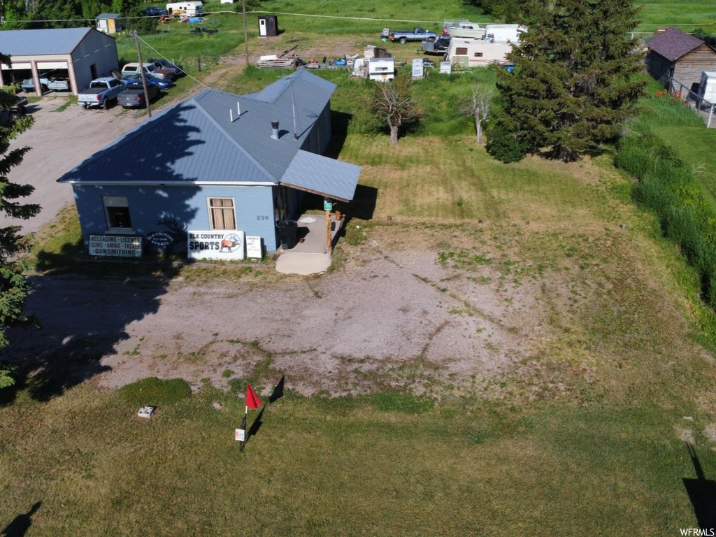 Birds eye view of property