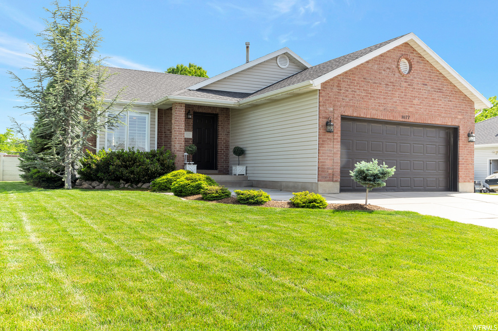 1077 W 1875 N, Clinton, UT 84015
