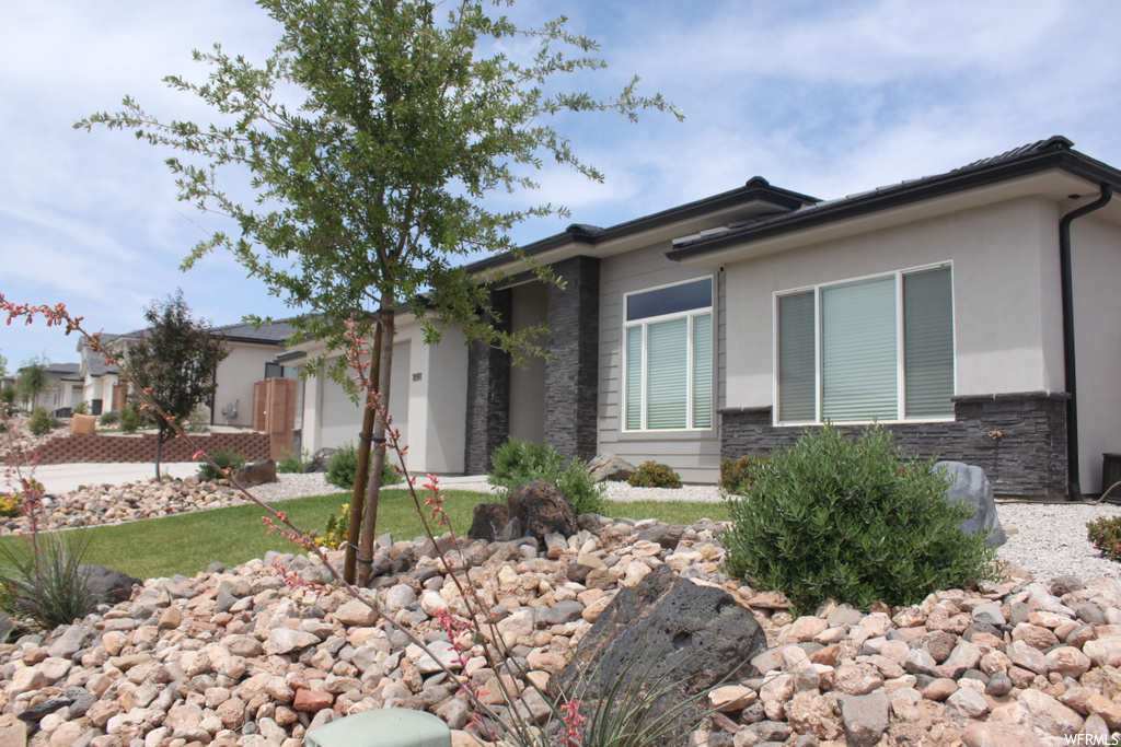 1891 E Mountain Trl, St. George, UT 84790