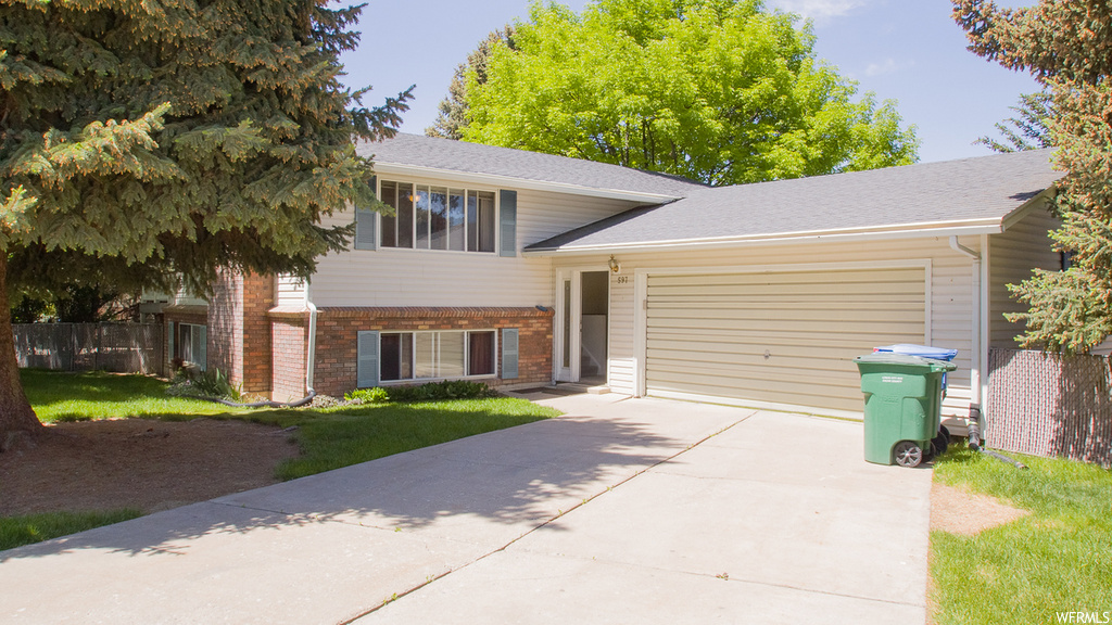 597 Maple Dr, Smithfield, UT 84335