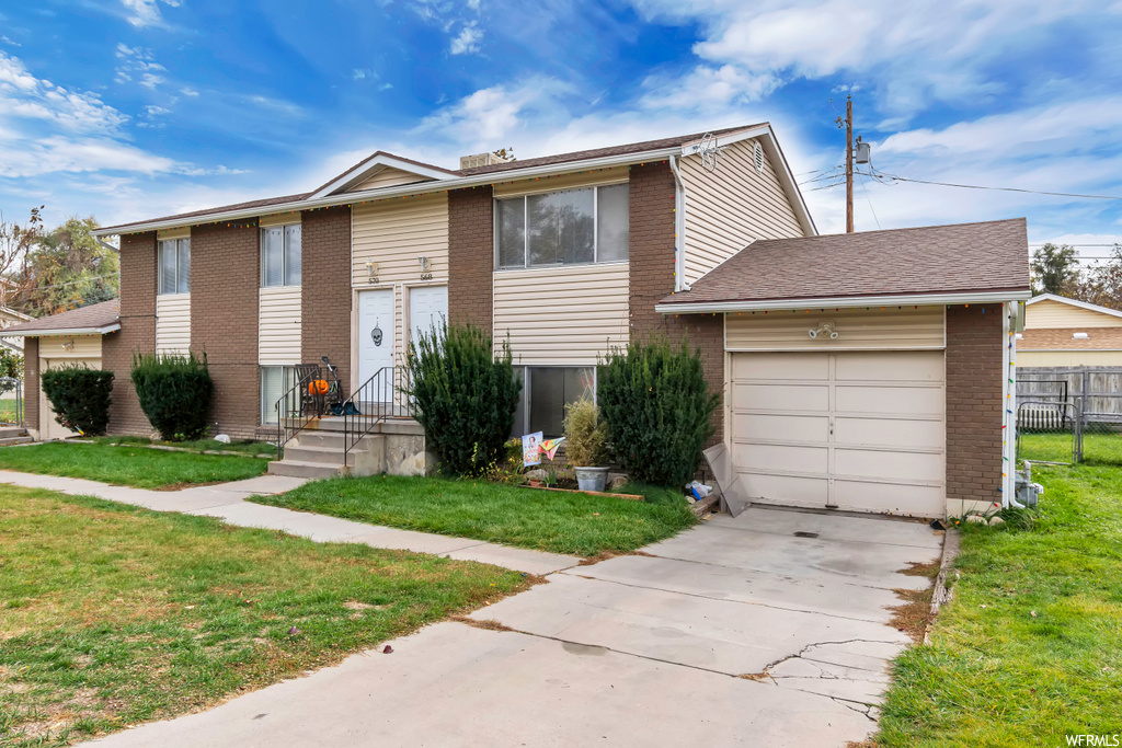 568 E Carmel Dr #5, Midvale, UT 84047