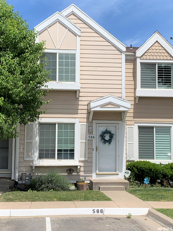 586 W 1950 N, Centerville, UT 84014