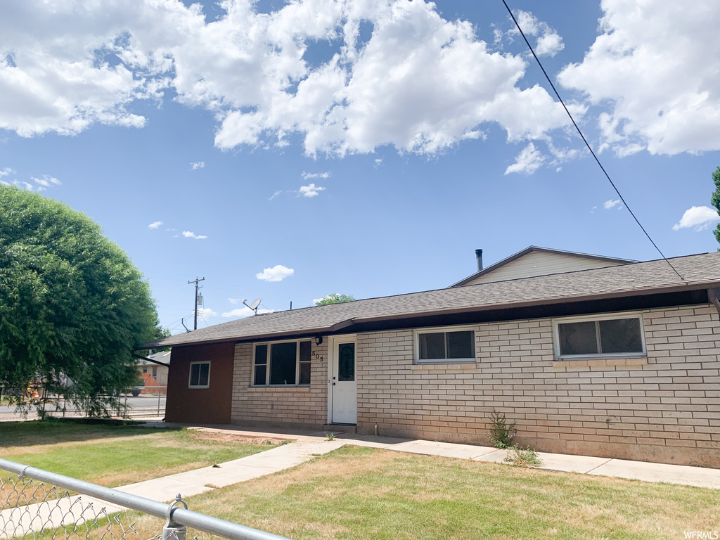 505 E Center St, Richfield, UT 84701