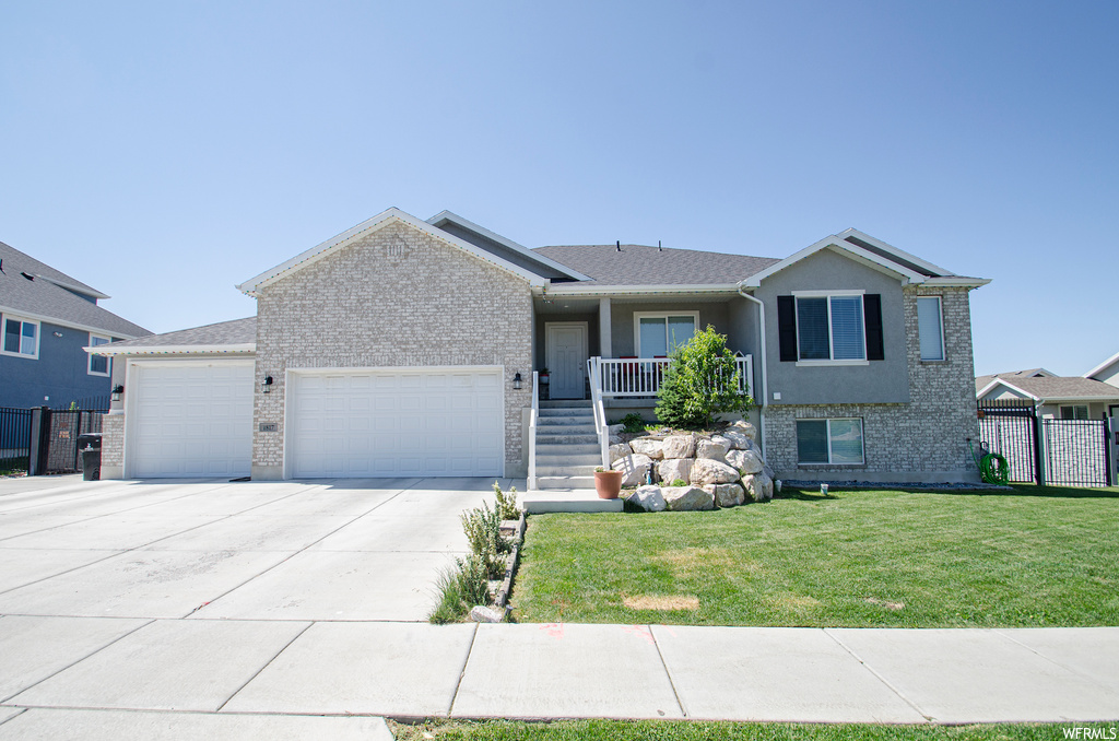 1817 W 700 S, Syracuse, UT 84075