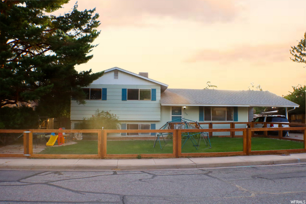 358 Hillside Dr, Moab, UT 84532