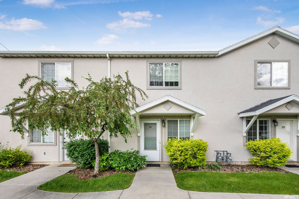 19 N Somerset Pl, Logan, UT 84321