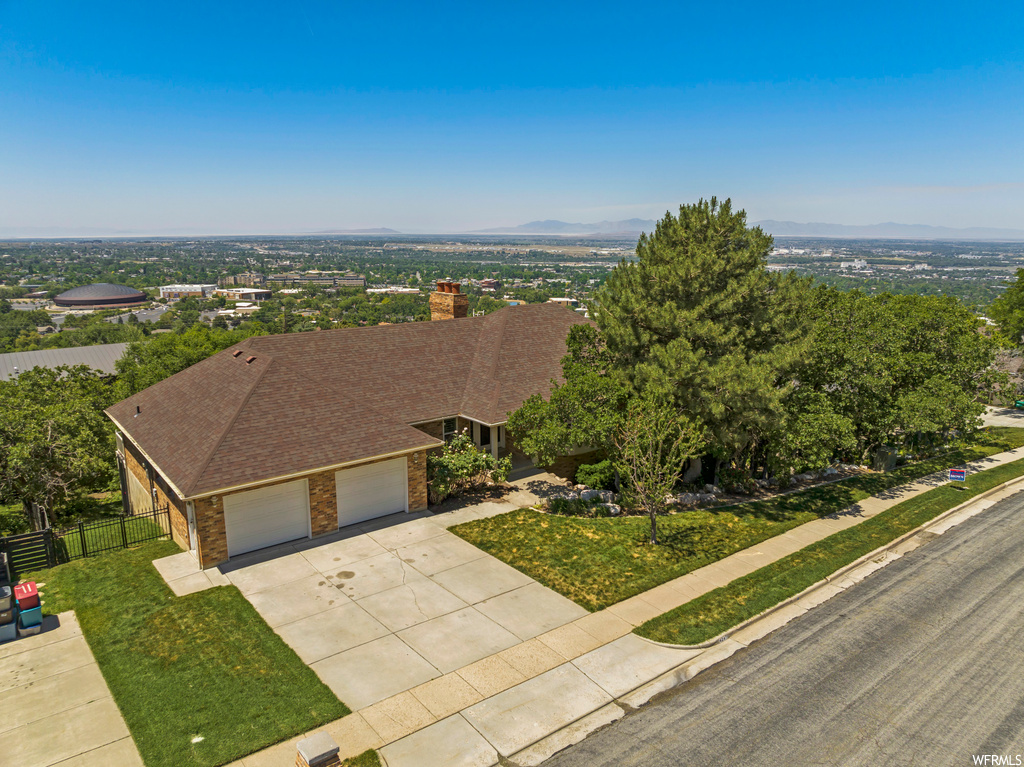 4247 S Lakeview Dr E, Ogden, UT 84403