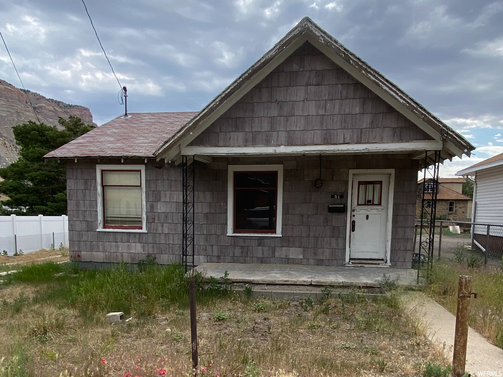 51 Bryner St, Helper, UT 84526
