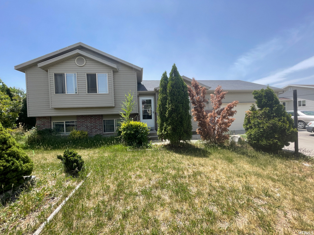 1259 W 2050 N, Clinton, UT 84015