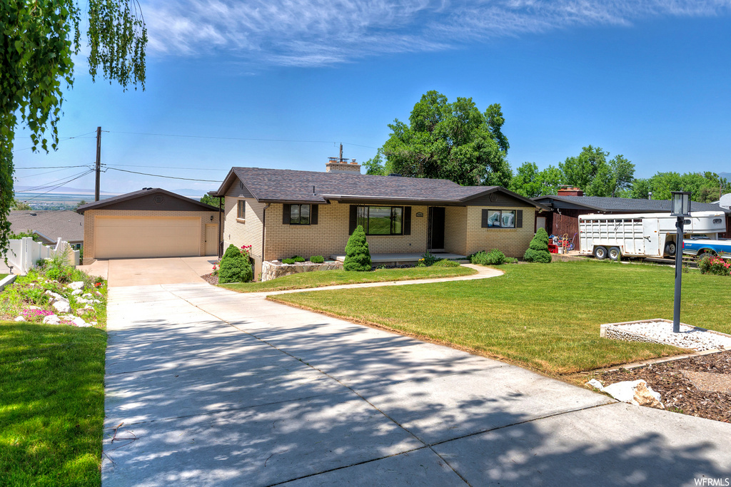 2964 S Davis Blvd, Bountiful, UT 84010