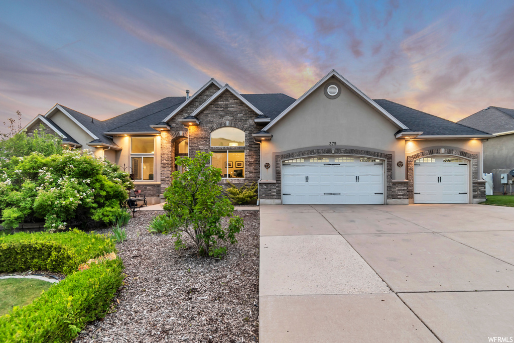 375 E Eagle Ridge Dr, North Salt Lake, UT 84054