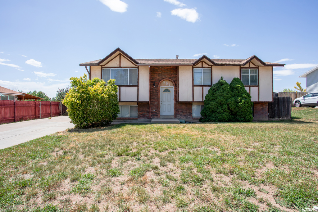 951 S 1280 W, Clearfield, UT 84015