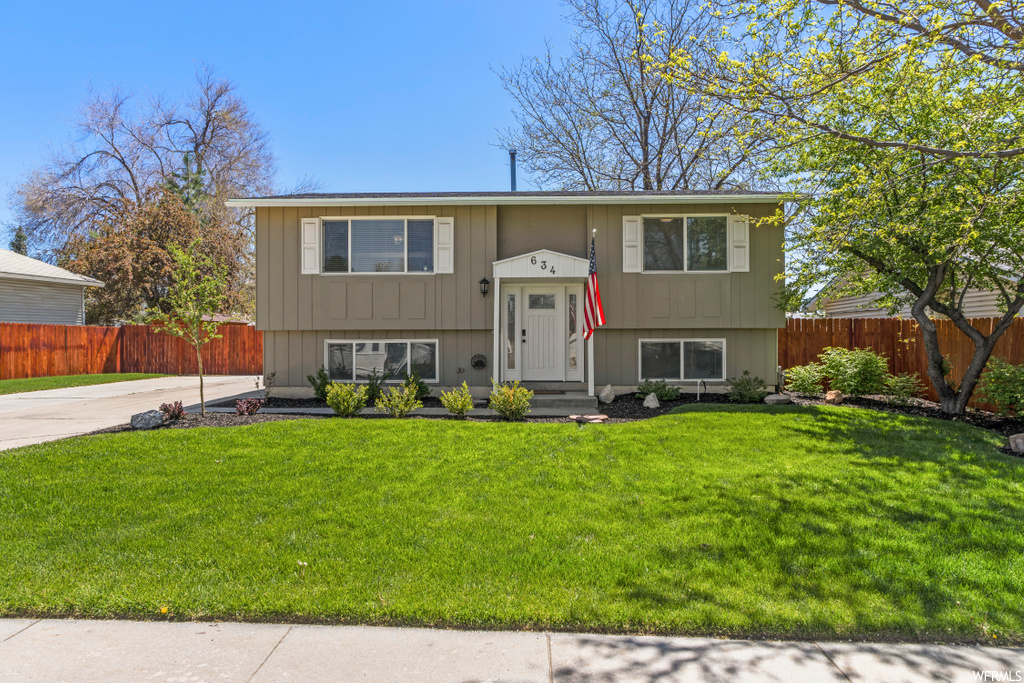 634 E Pico St, Sandy, UT 84070
