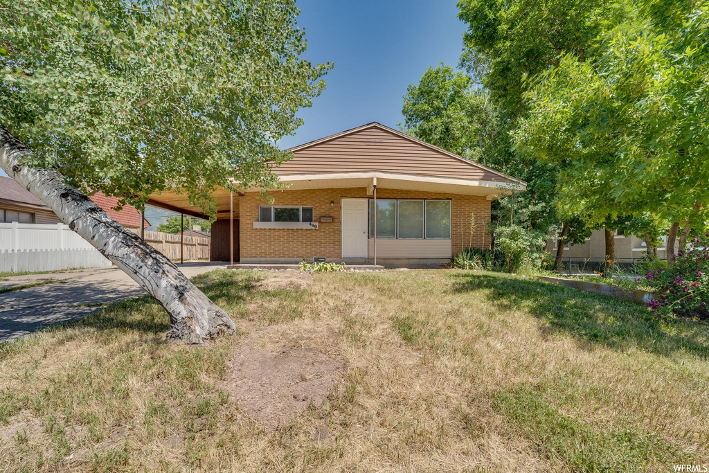 490 N Fort Ln E, Layton, UT 84041