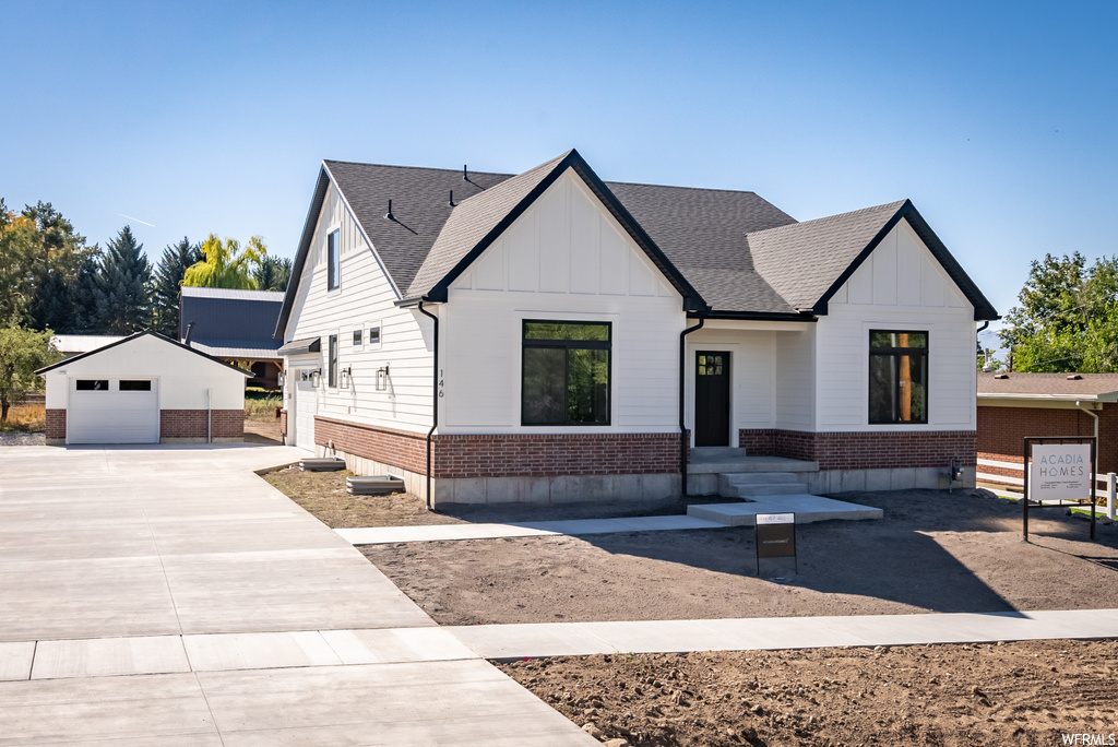 146 W 400 S, Providence, UT 84332