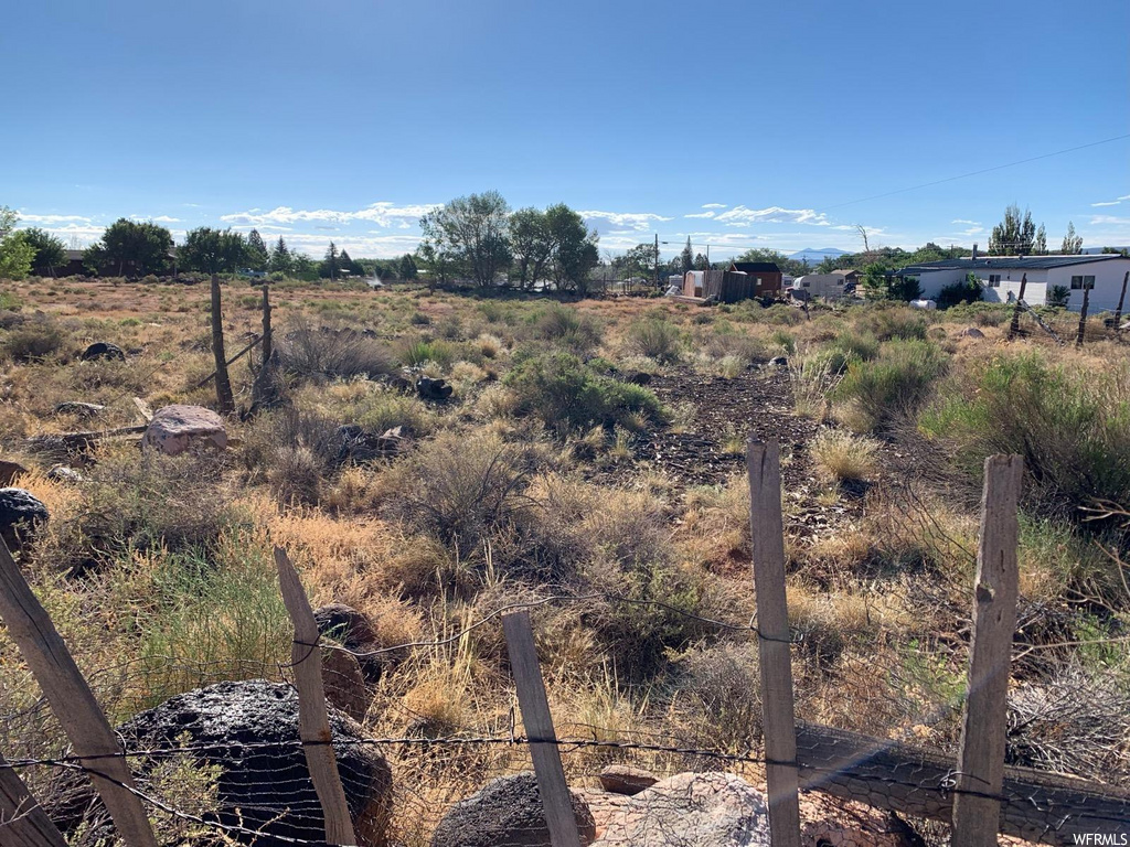 192 N 300 W, Torrey, UT 84775
