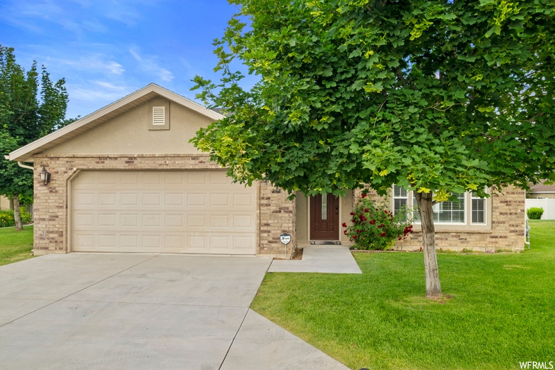 282 W 260 N, Hyde Park, UT 84318