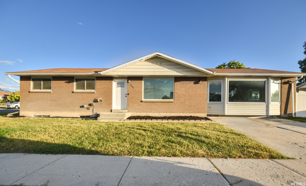 3493 W CHURCHWOOD DR, Taylorsville UT 84129