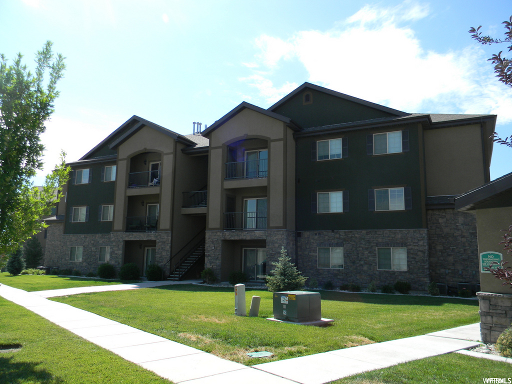 203 E JORDAN RIDGE BLVD #211, Saratoga Springs UT 84045