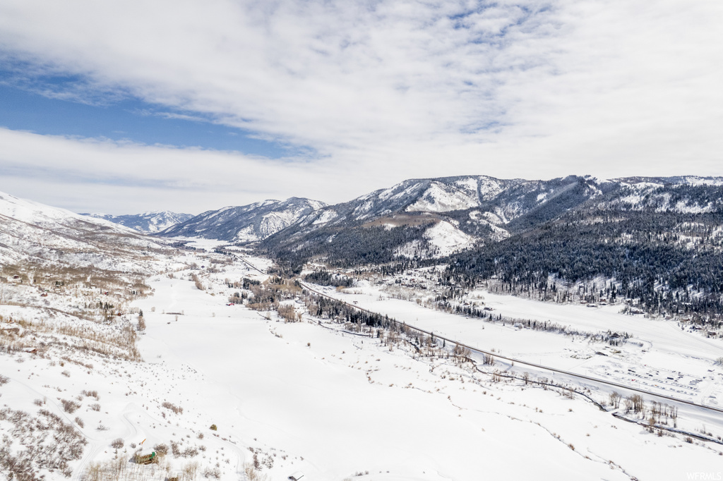 view of mountain feature