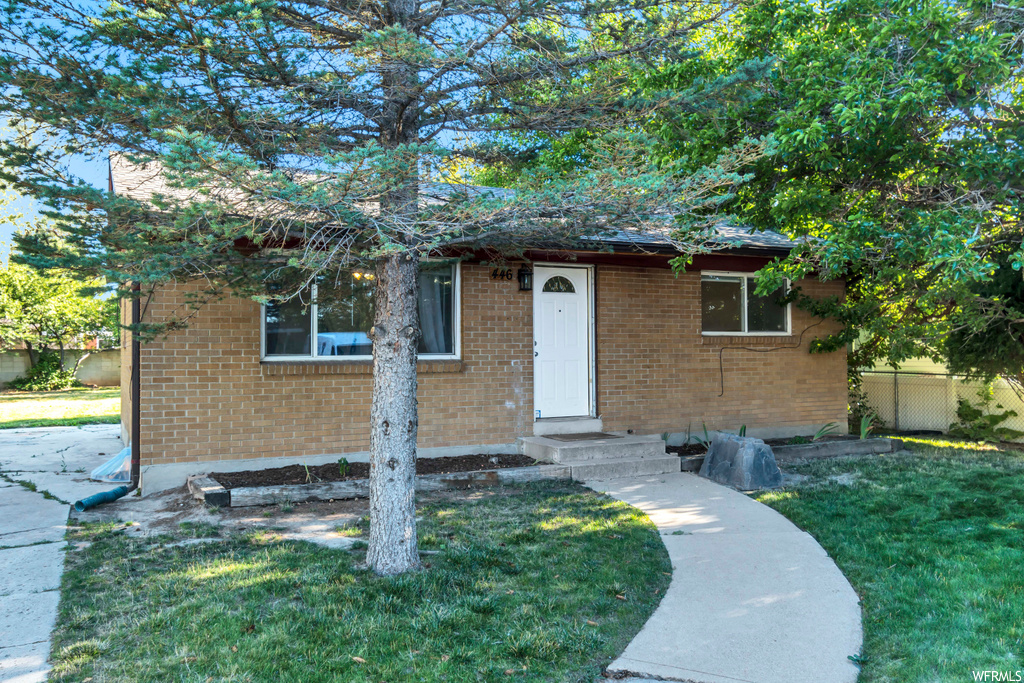446 E MOUNTAIN VIEW DR, Sandy UT 84070