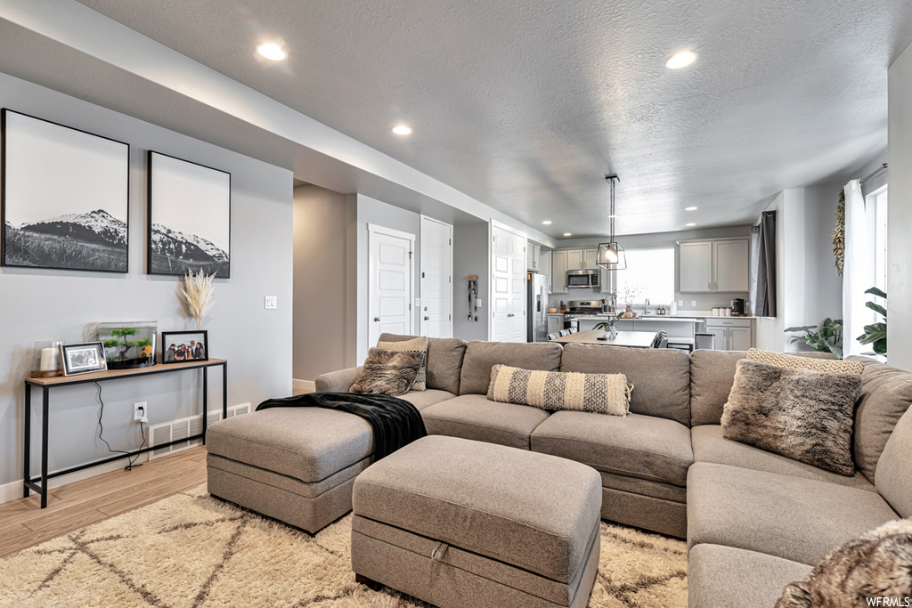4012 W HOLBROOK WAY Lehi, UT 84043
