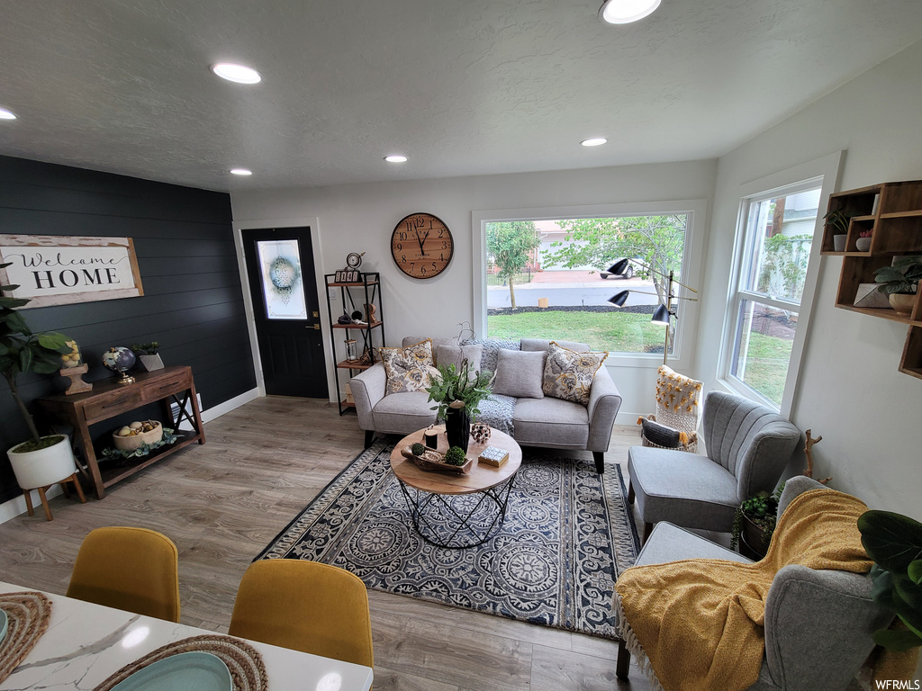 65 W Walton Ln, Centerville, UT 84014