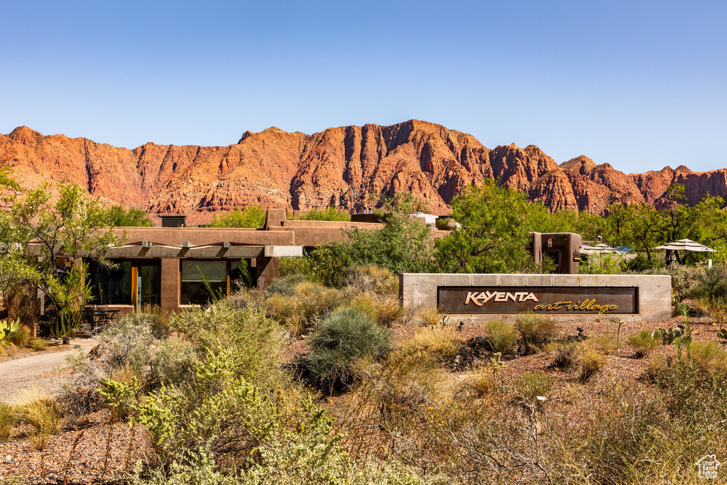 683 E CRIMSON FLARE LN Ivins, UT 84738
